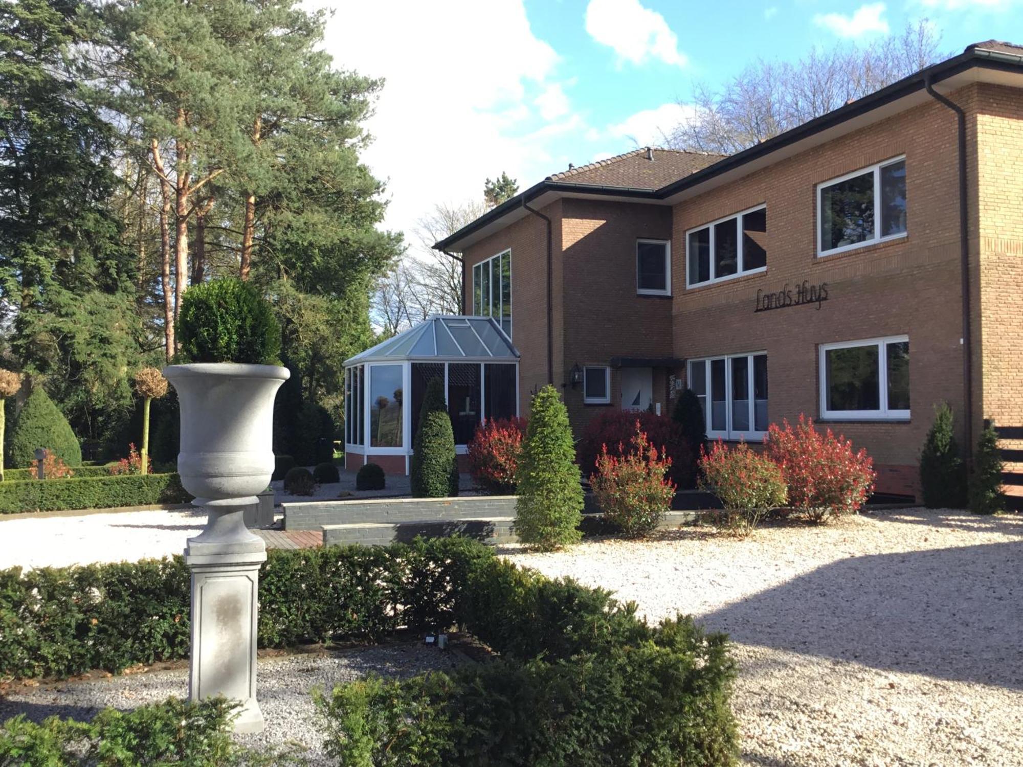 Ferienwohnung Lands Huys Dersum Buitenkant foto